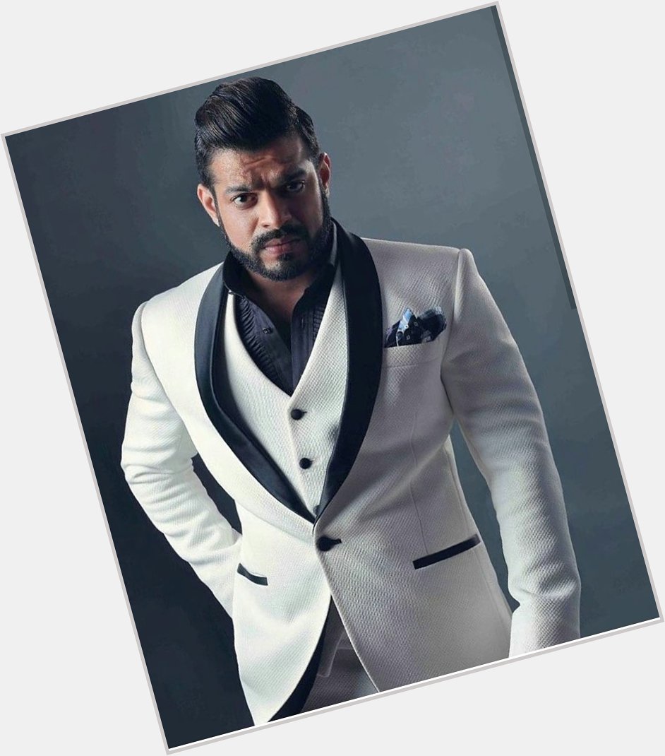 Here\s wishing the hot and dashing-Karan Patel a very Happy Birthday! 