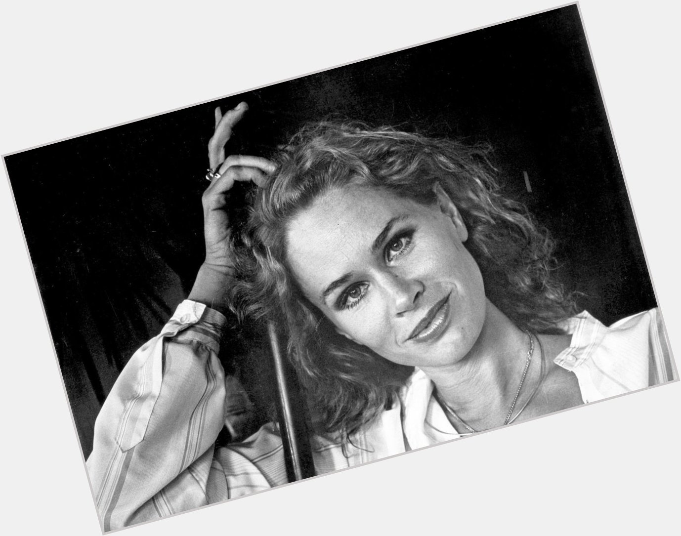Happy birthday to the First Lady of \70s horror: KAREN BLACK! What\s your favorite film she starred in? 