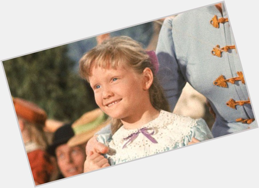 Happy birthday to Disney Legend Karen Dotrice, who portrayed Jane in MARY POPPINS! 
