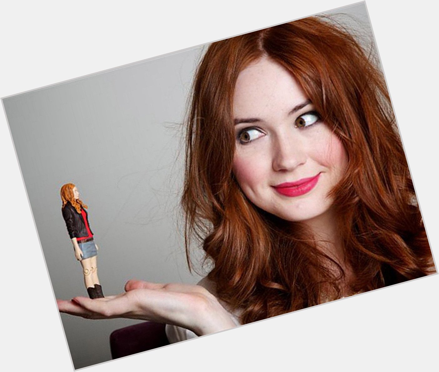 A huge happy 30th Birthday to the girl who waited herself, the amazing, Karen Gillan!   