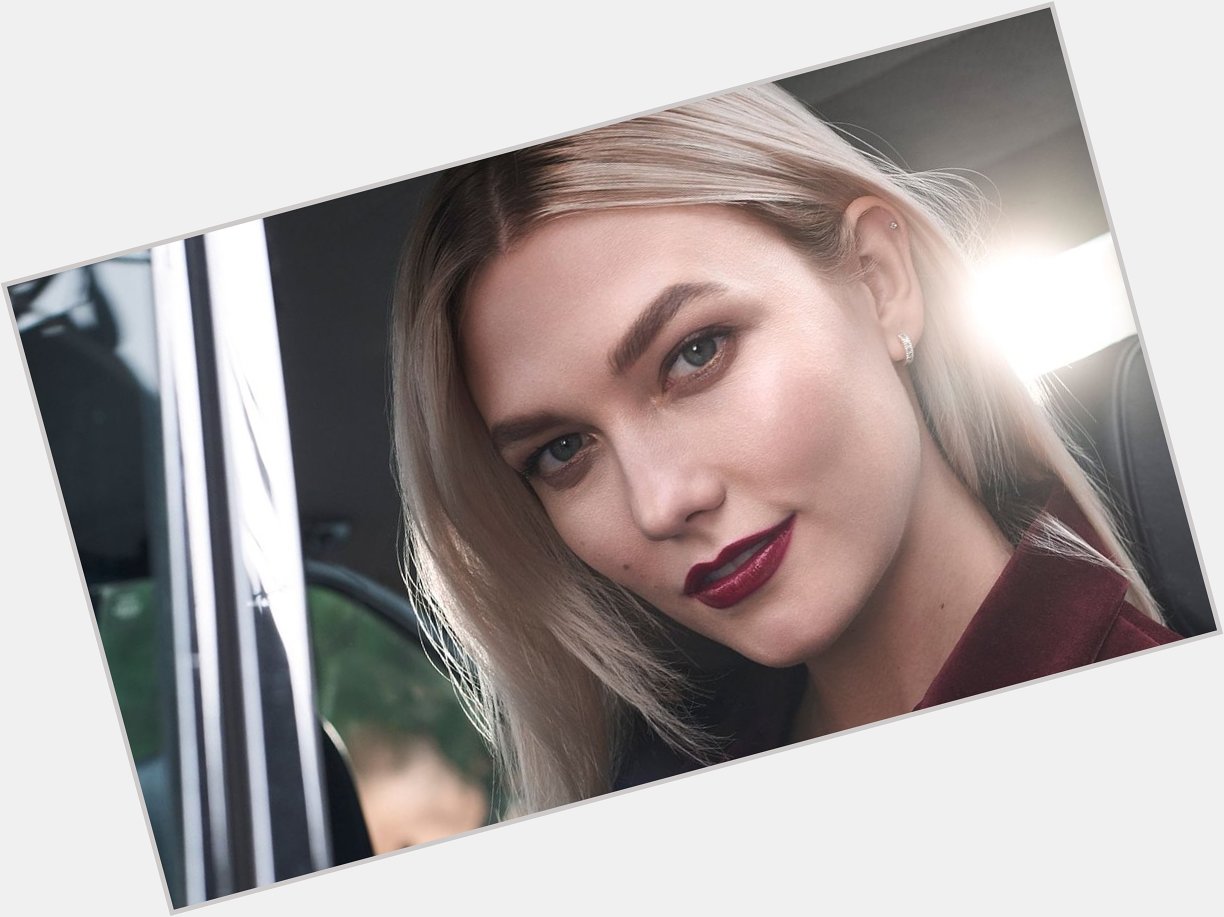 Happy 28th Birthday to stunning and gorgeous Karlie Kloss 