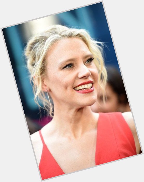 Happy birthday to my favourite person and the woman who made me realise I like girls!! ... kate mckinnon <3 xoxo 