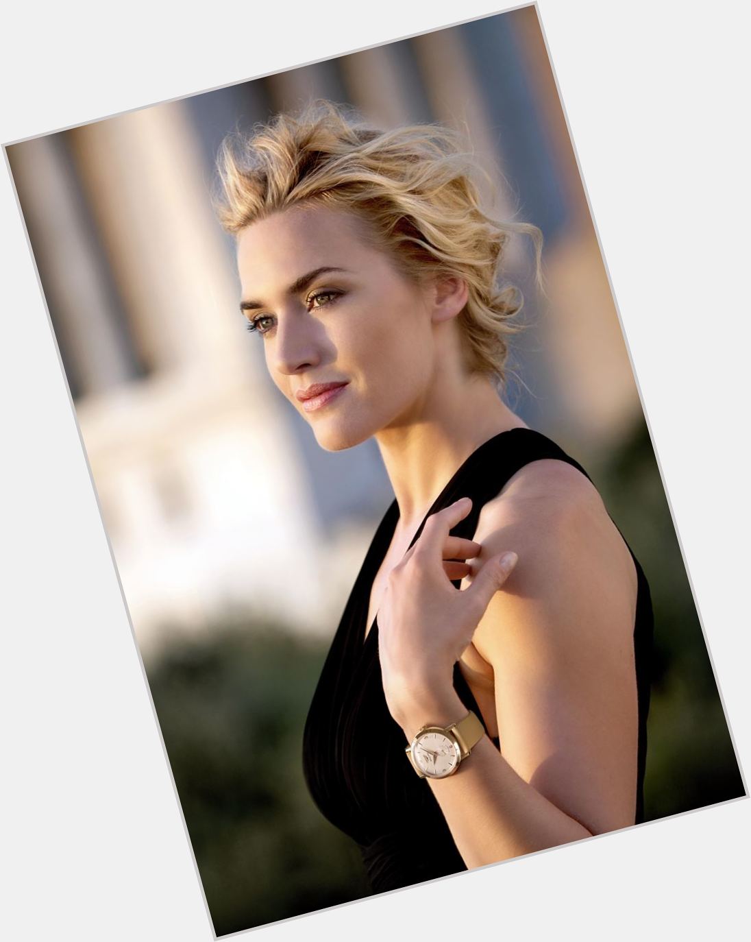 Happy birthday, Kate Winslet! \"Glamour to me is about remaining graceful and understated.\" 