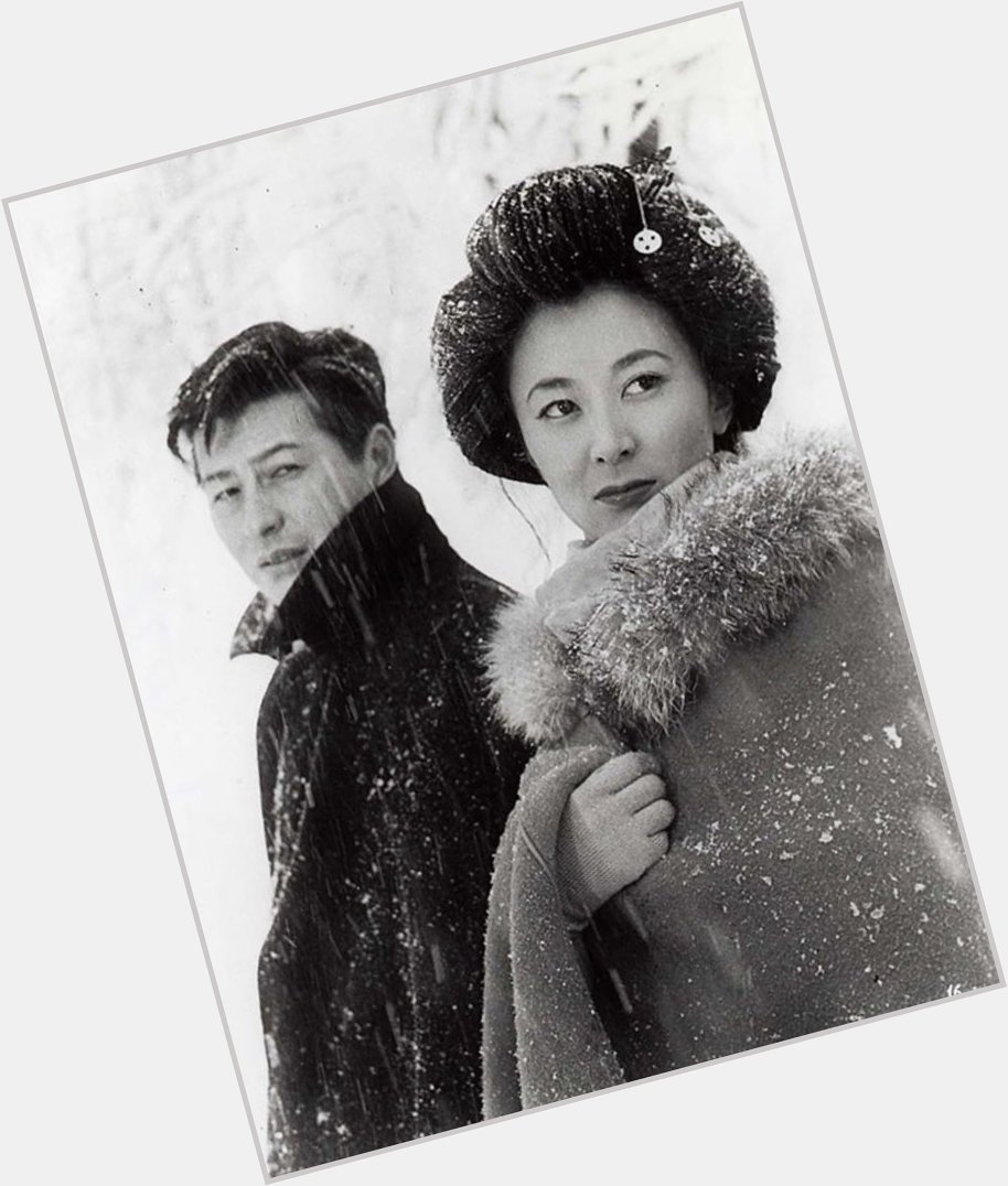Happy birthday Keiko Kishi   Born on August 11, 1932. 
Here with Ryo Ikebe in Snow Country (Shiro Toyoda, 1957) 