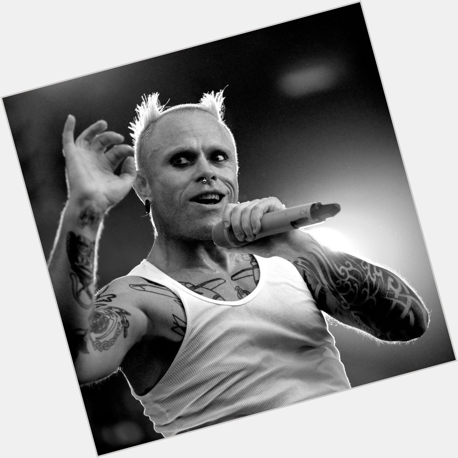 Happy Birthday Keith Flint 

The Prodigy - Out of Space

 