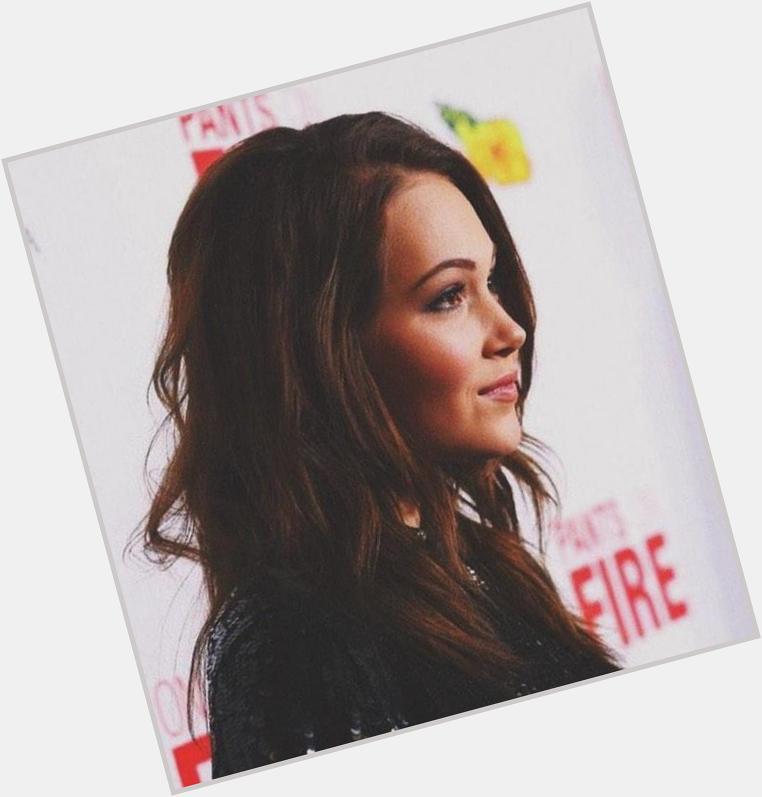  Happy Birthday Kelli Berglund I\m your fan here in Brazil and I wish you much happiness 