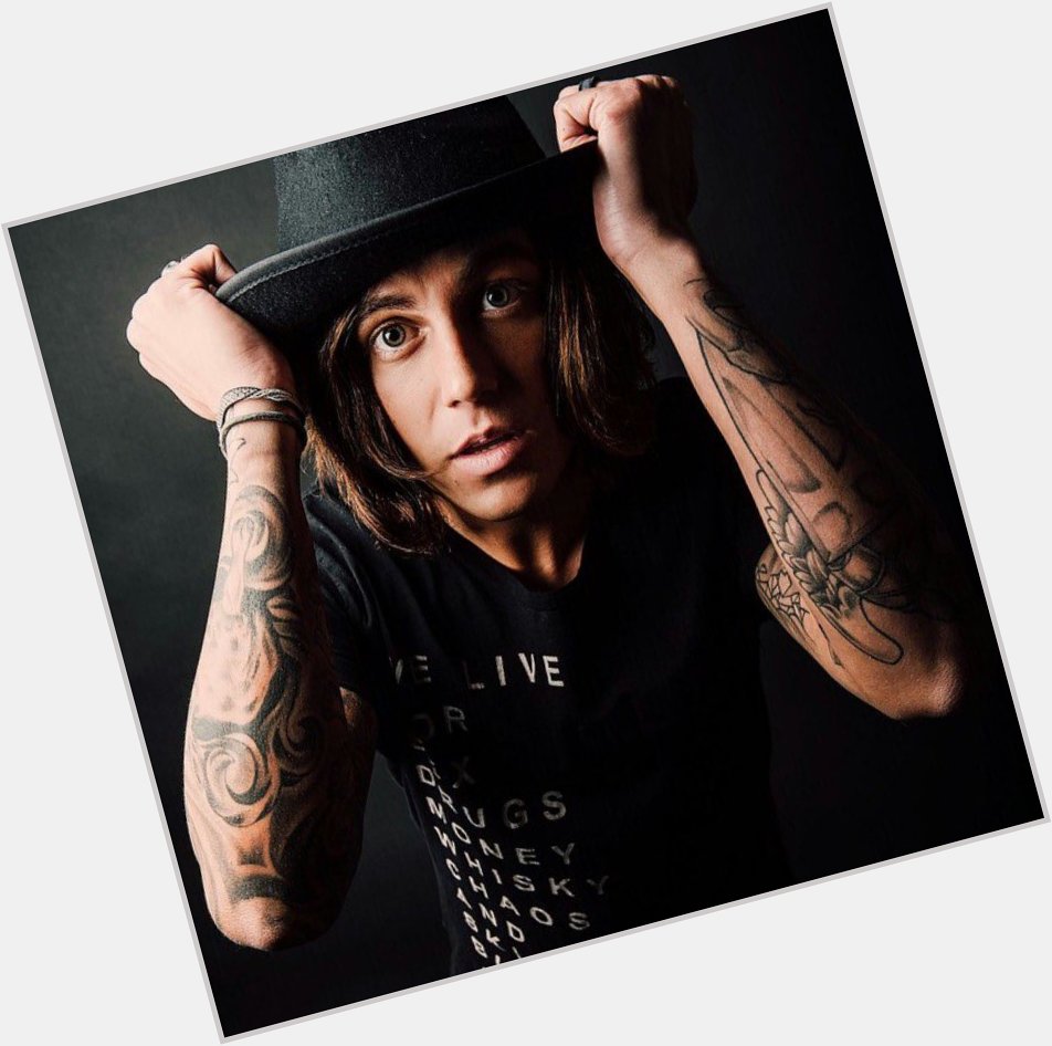 Happy 32nd Birthday to Kellin Quinn of Sleeping With Sirens. 