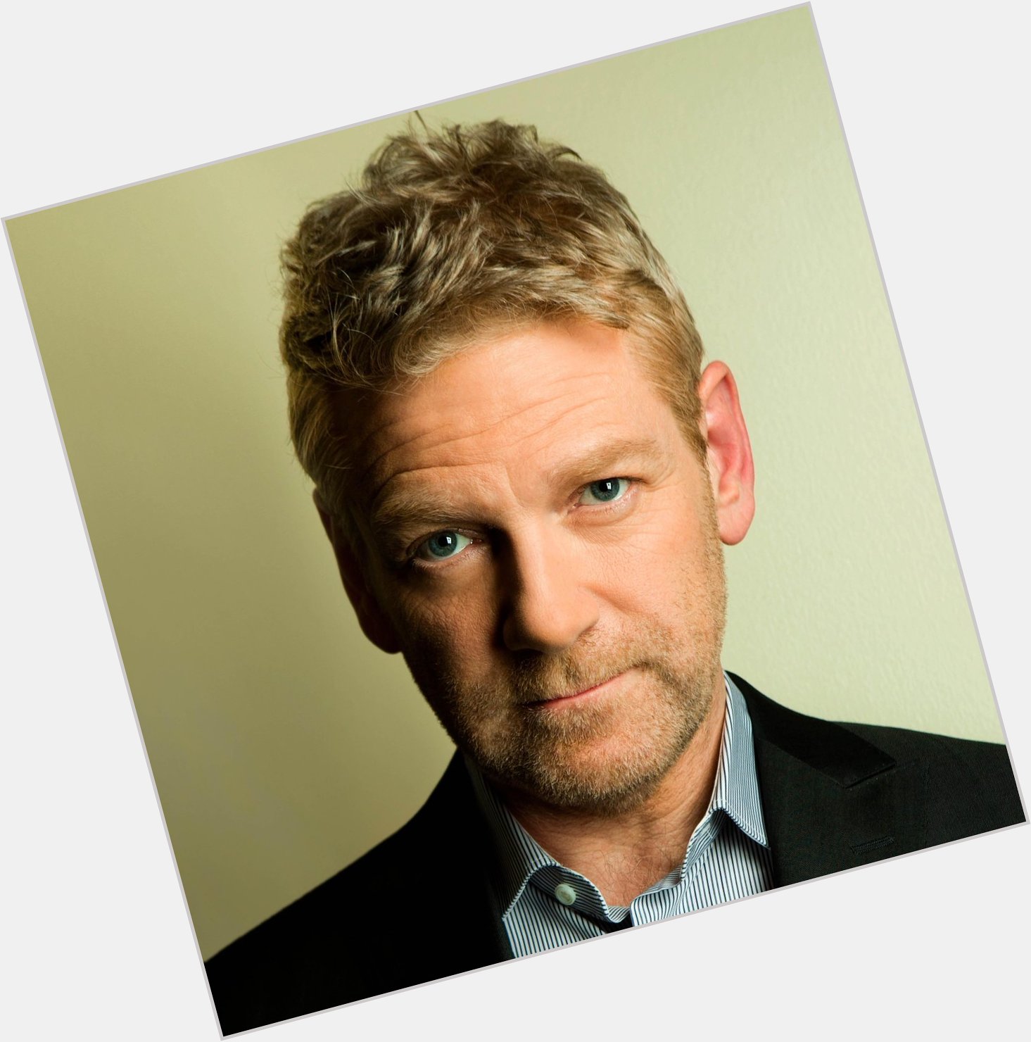 Happy birthday Sir Kenneth Branagh! Whats your favourite of his Shakespeare adaptations? 