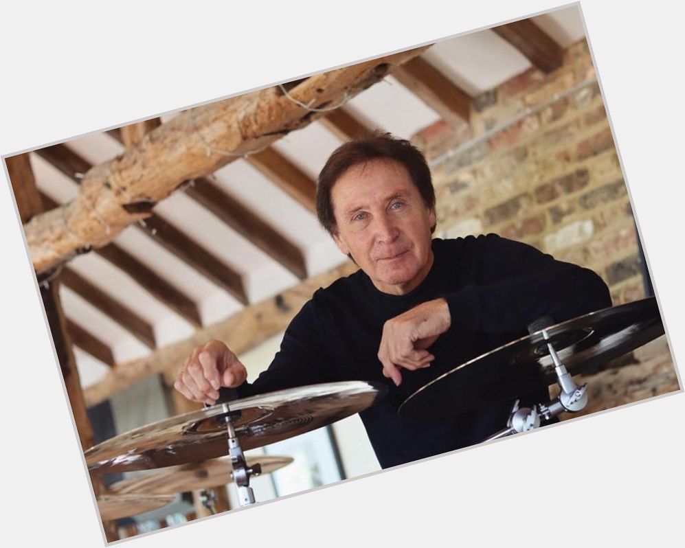 Happy 74 birthday to the amazing drummer Kenney Jones (The Faces, The Who)! 