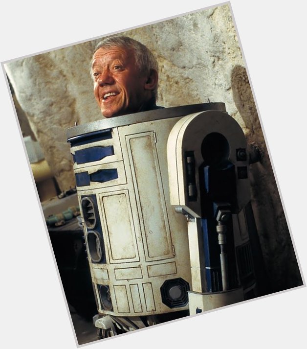 Happy Birthday to Kenny Baker. 