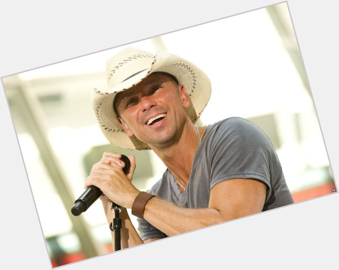 Happy 47th Birthday to Mr. Kenny Chesney!  And GO SHOX!!! 