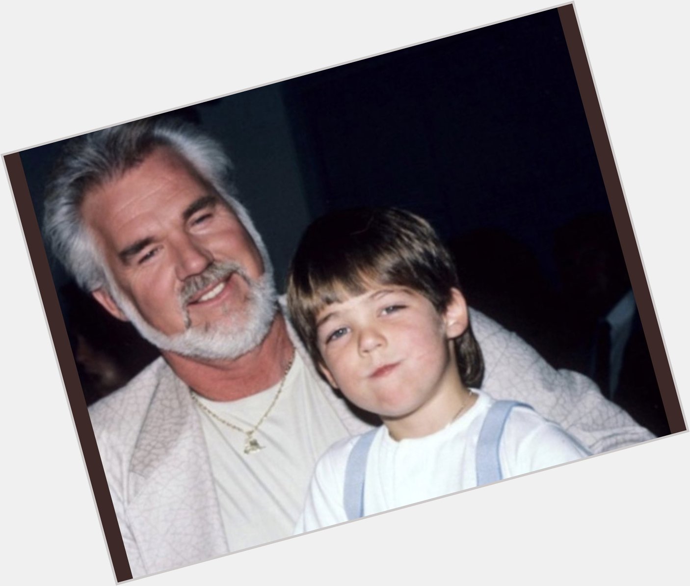 HAPPY 80th BIRTHDAY KENNY ROGERS. HOPE YOUR DAY IS GREAT         
