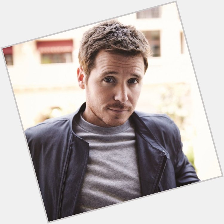 Happy 43rd birthday to Kevin Connolly! 
