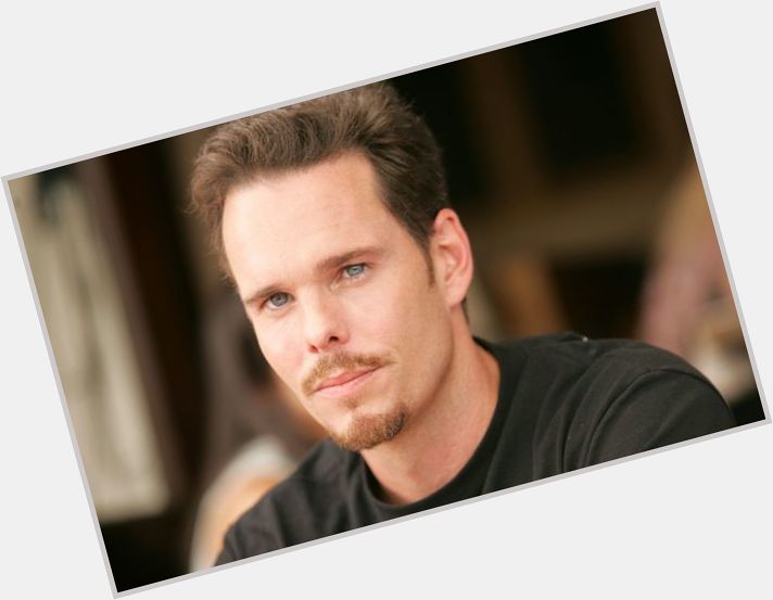 Wishing a very Happy 53rd Birthday to actor, Kevin Dillon.  Kevin is from my home town. Family still lives here. 