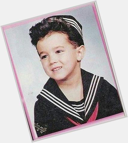 Happy Birthday Paul Kevin Jonas II aka guitar hero,best husband and father!sweet 27 have an awesome day!God bless you 