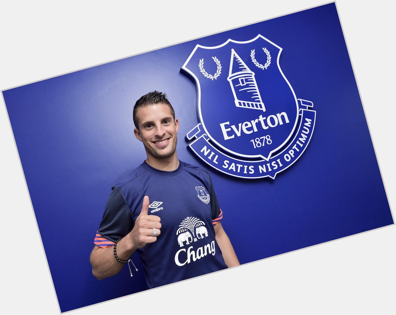 Remessageed Everton ( Happy 28th birthday, Kevin Mirallas! 