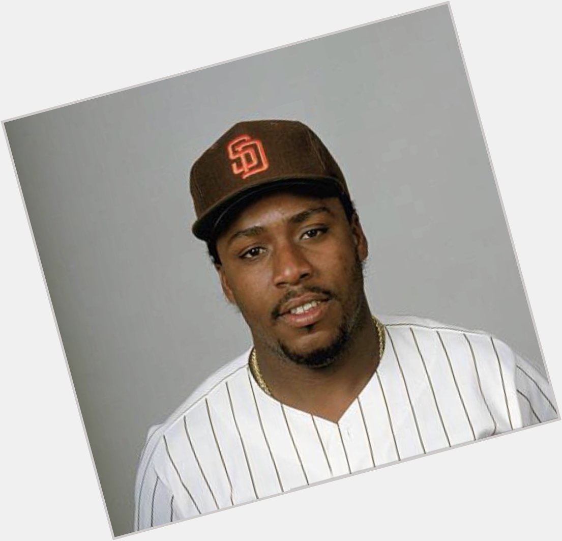 A Happy Birthday to former Outfielder Kevin Mitchell. He played for the Padres in 1987. 