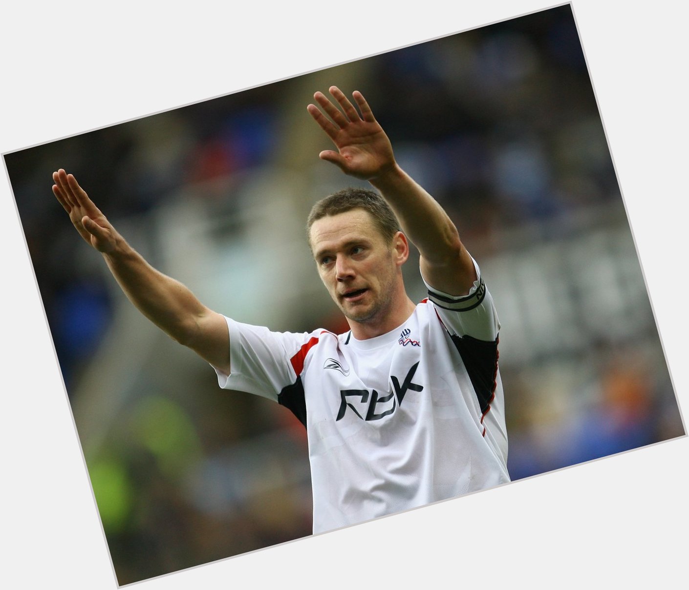 4 0 today A very happy birthday to ex-Wanderers skipper Kevin Nolan! 