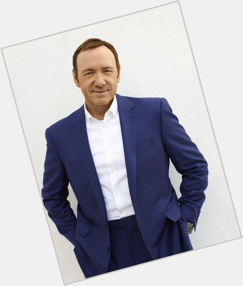 Happy 56th birthday Kevin Spacey! Too many great films to list. Also love his work on House of Cards! 