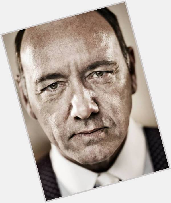 Happy Birthday to Kevin Spacey! One of the coolest and enigmatic guy ever! 

What\s your favorite Kevin Spacey role? 