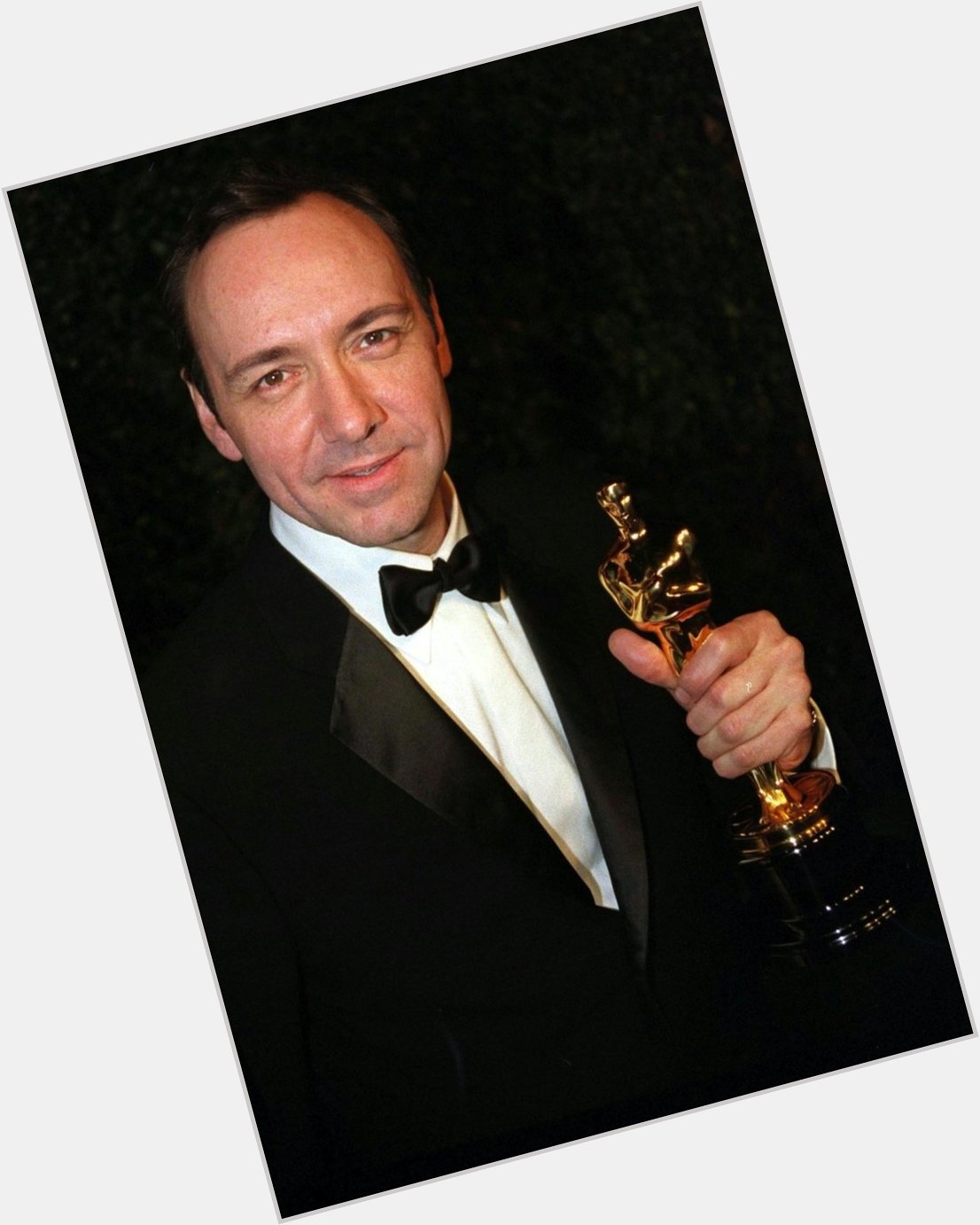 The Docs wanna wish a happy birthday to an Oscar winning icon and impersonator extraordinaire, Kevin Spacey. 