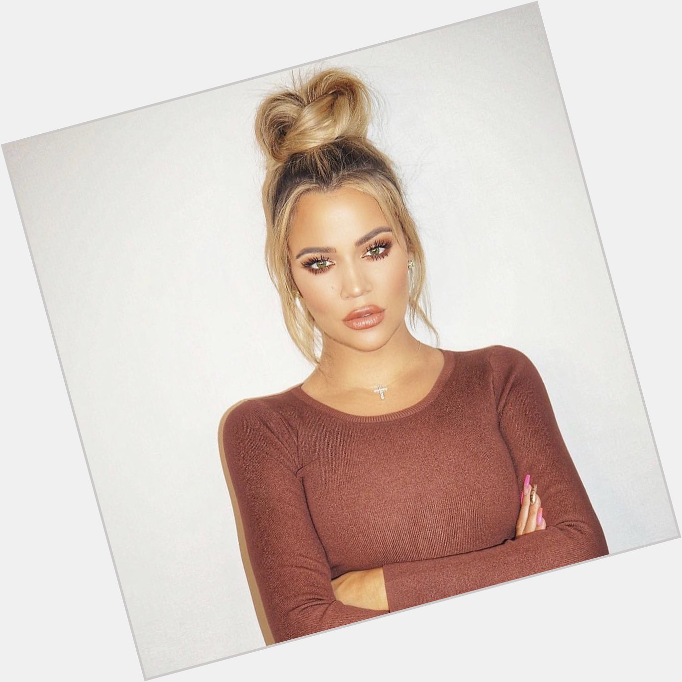 Khloe Kardashian turns 35 today and she s looking better than ever Happy Birthday, Koko!  : 