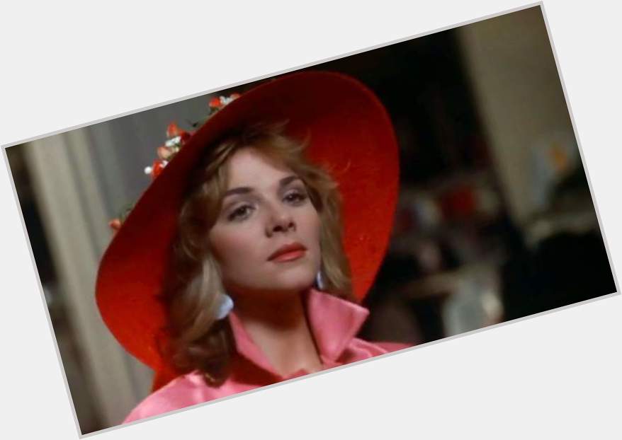 Happy birthday to forever bae Kim Cattrall! What s your fav role of hers? 