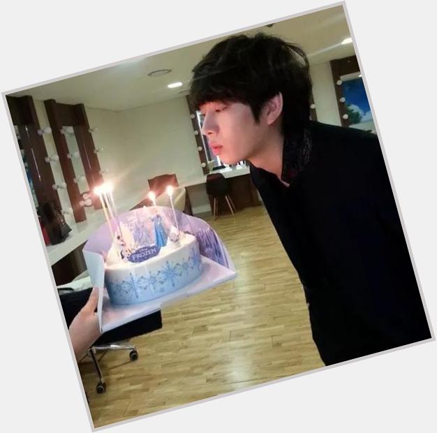 \"SMTOWNOFC: HAPPY BIRTHDAY TO RL & RPs KIM HEECHUL    