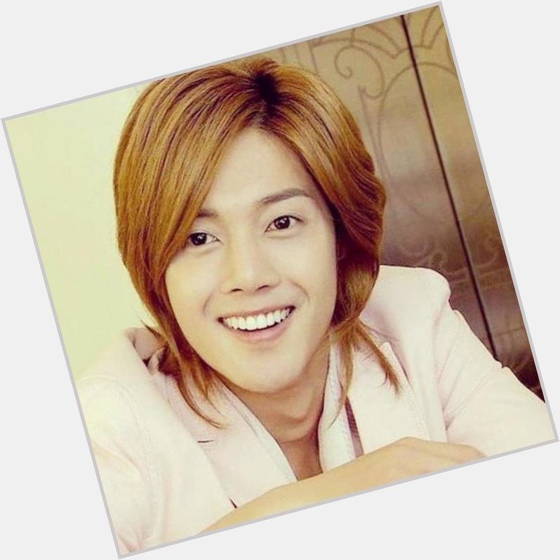 HAPPY BIRTHDAY TO 29 YEARS KIM HYUN JOONG wish you all the best!  