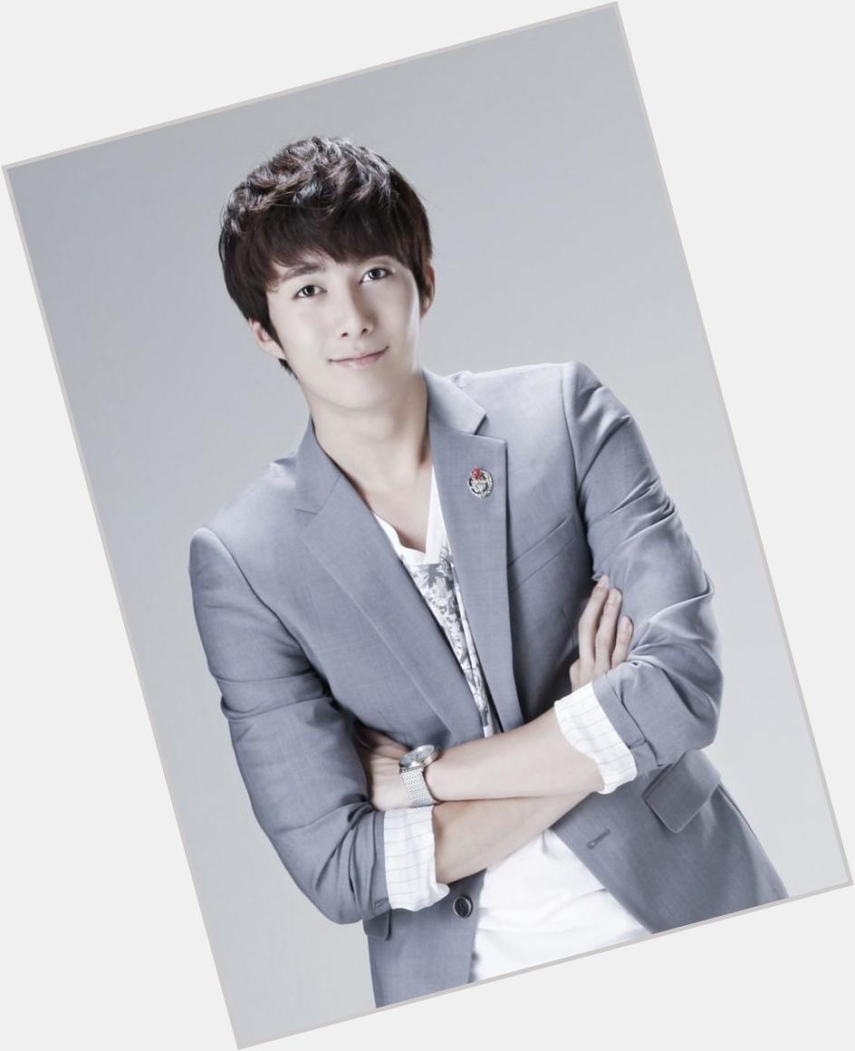 Happy 28th birthday Kim Hyung-jun, member paling muda SS501. Stay young! 