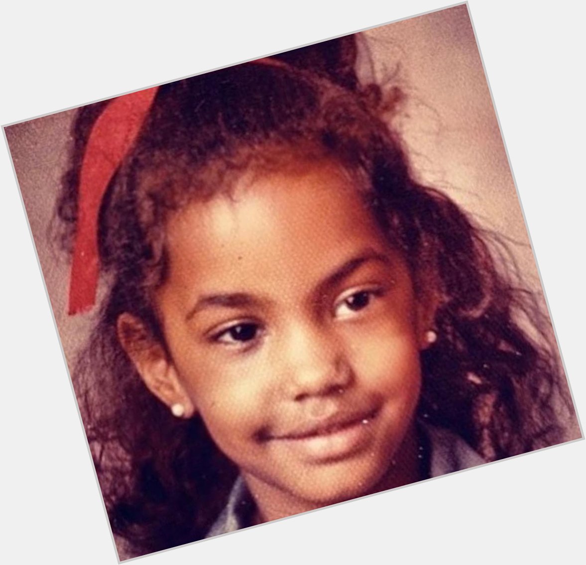 Happy Birthday to Kim Porter. Today she would have turned 50 years old. RIP 