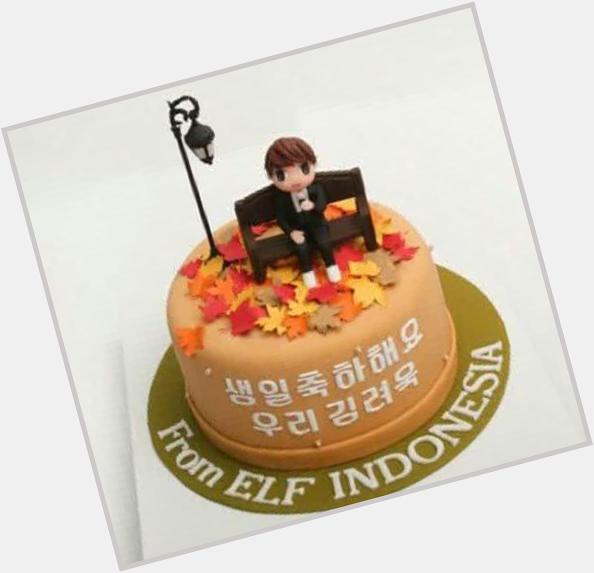 To : Kim Ryeowook
Happy Birthday oppa have a more successful career,more like a lot of ELF, we always support you 