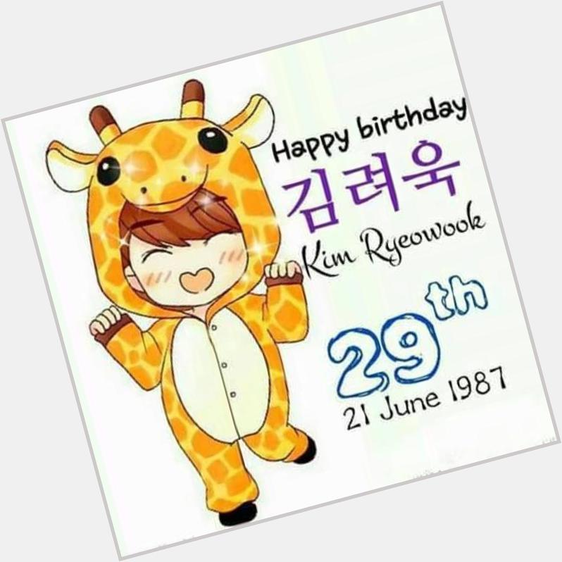 Happy birthday kim ryeowook you continue to meet many more years Sincerely,ELF of Mexico 