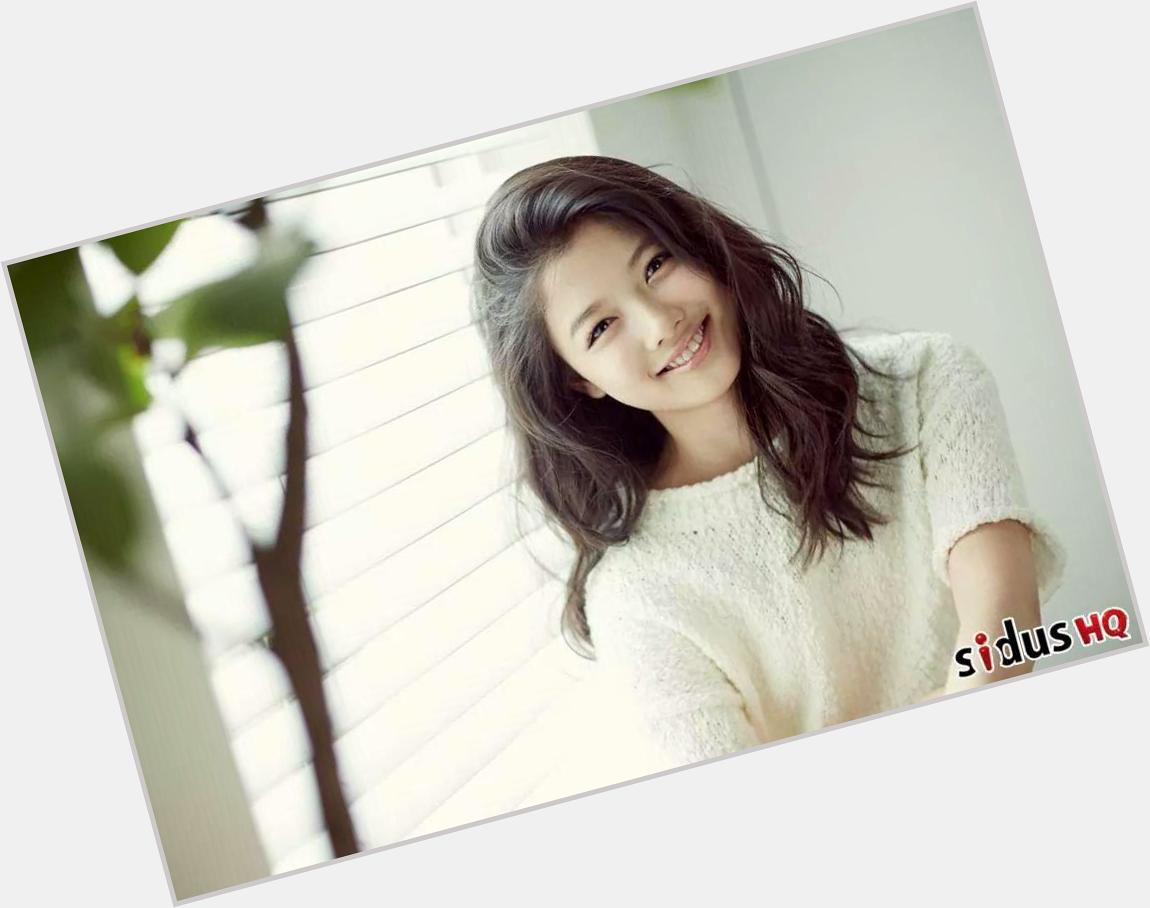 Happy birthday to actress Kim Yoo Jung! 