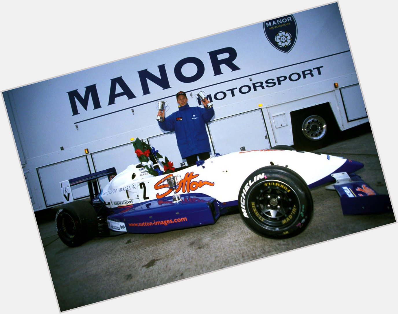 Happy BDay to Kimi Raikkonen 2007 World Champ! Did you know that he won 2000 British F-Renault for 