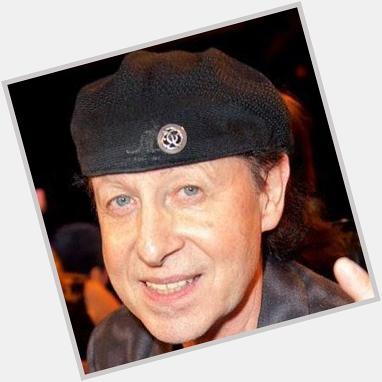 Happy Birthday Klaus Meine, God bless him and his family too, I Love him so much. 