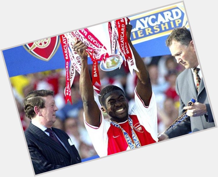 And happy birthday to one of our Invincibles, Kolo Touré, who turn 37 today! 