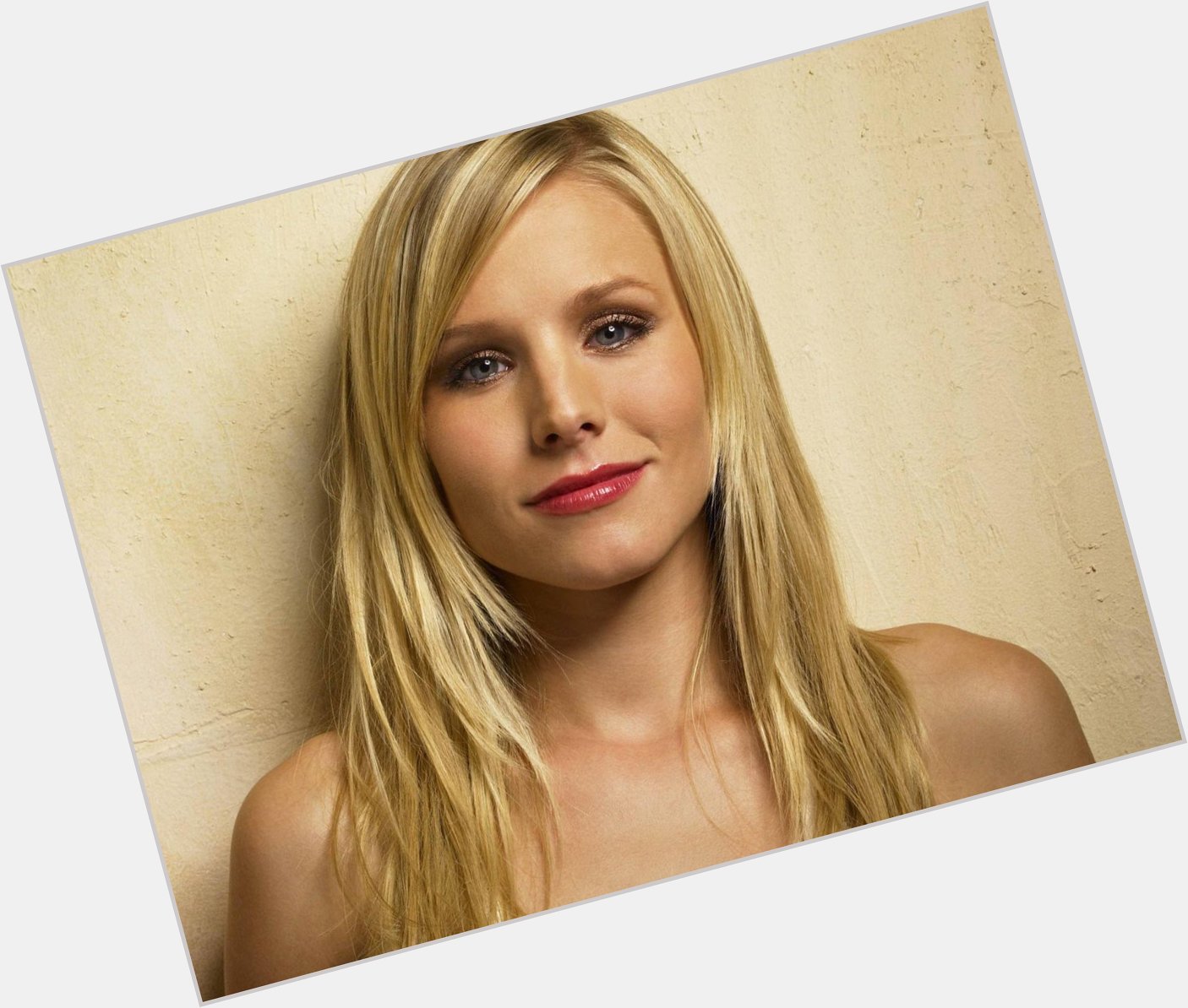 Happy Birthday to Kristen Bell, who turns 35 today! 
