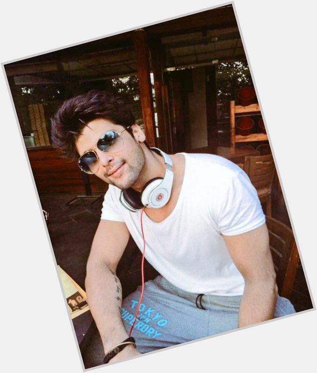 HAPPY BIRTHDAY KUSHAL TANDON  may god bless u with lots of success n happiness..loads of love. 