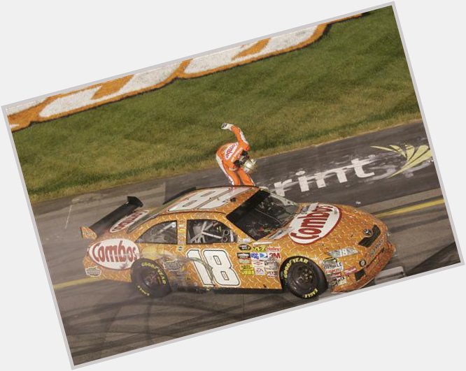 On this day in 2009, Kyle Busch wins at Richmond! Also happy birthday Kyle! 