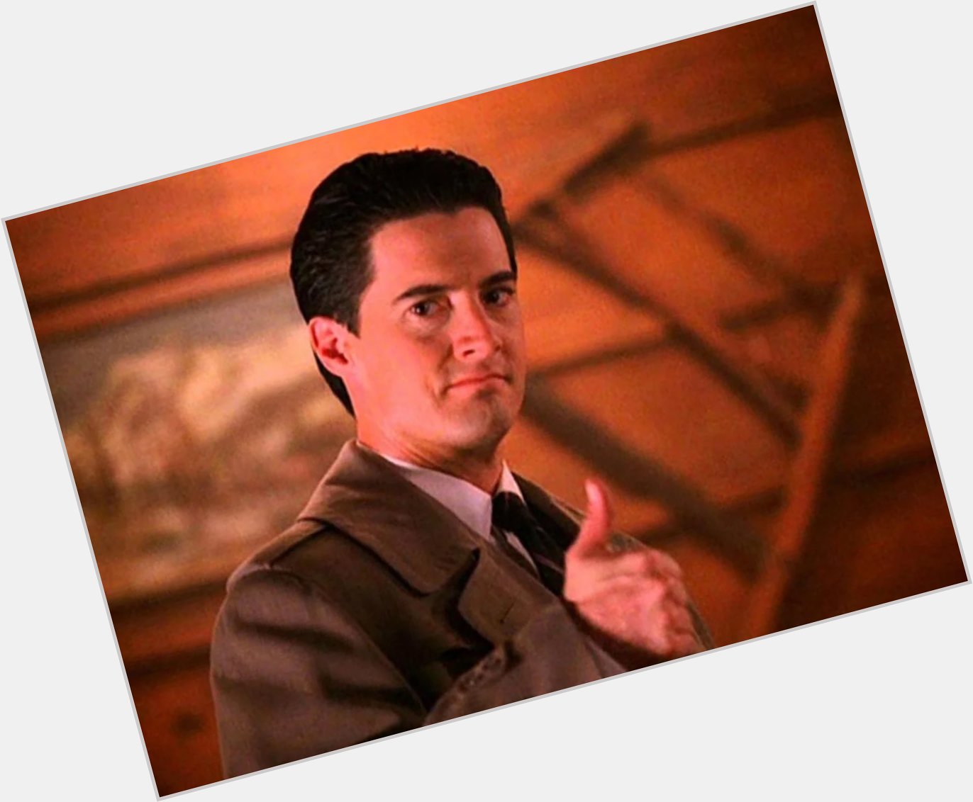 Happy Birthday, Kyle MacLachlan!! Hope you had a great one, king   