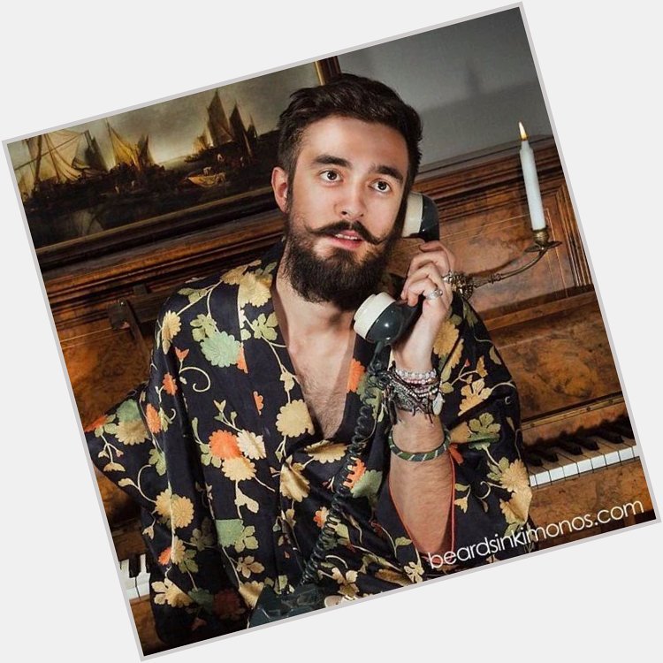 Happy birthday to the charismatic former cat man & owner of the most magestic beard, the one and only Kyle Simmons 