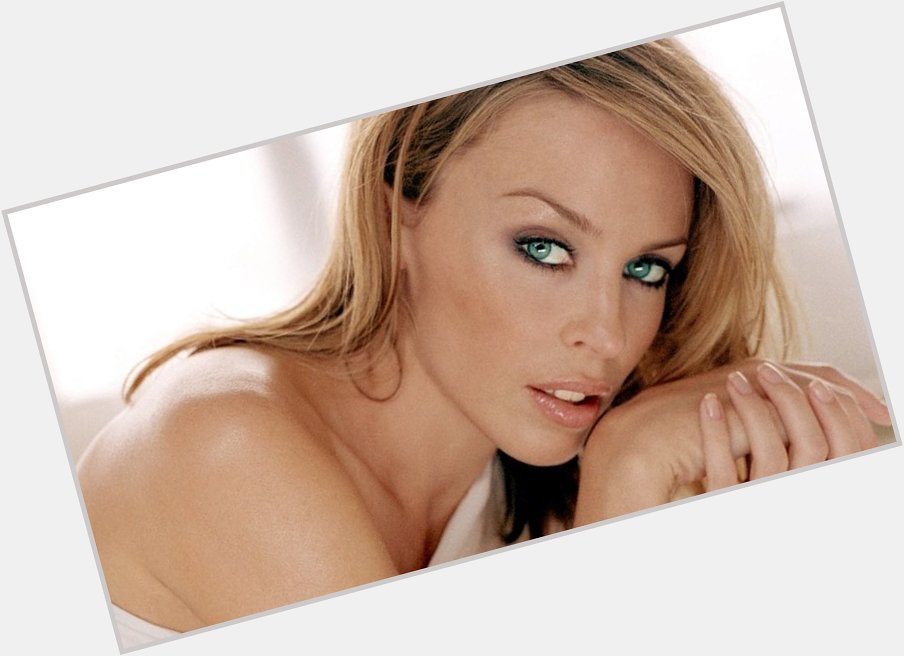 Happy Birthday to Kylie Minogue ! 