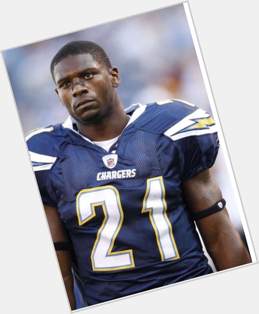 Happy birthday to one of the greatest running backs ever Hall of Fame back LaDainian Tomlinson! 