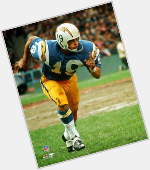  please join me today in wishing a Happy Birthday to the greatest Flanker to ever play the game, Lance Alworth! 