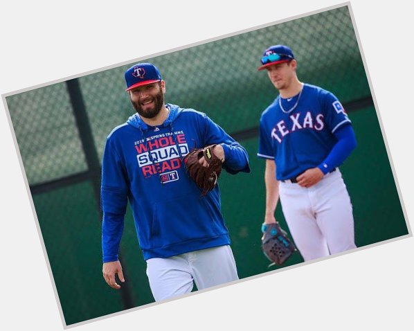 A very Happy 33rd Birthday to starting pitcher, Lance Lynn!     