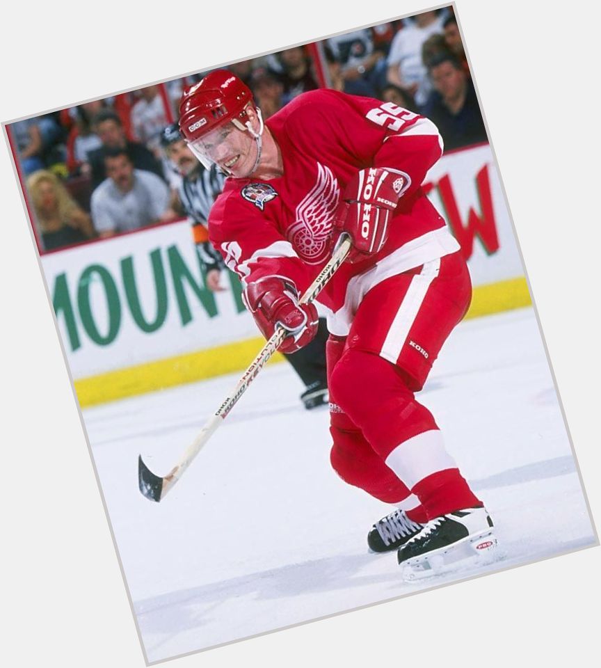 Happy birthday to Larry Murphy born on this day in 1961.  