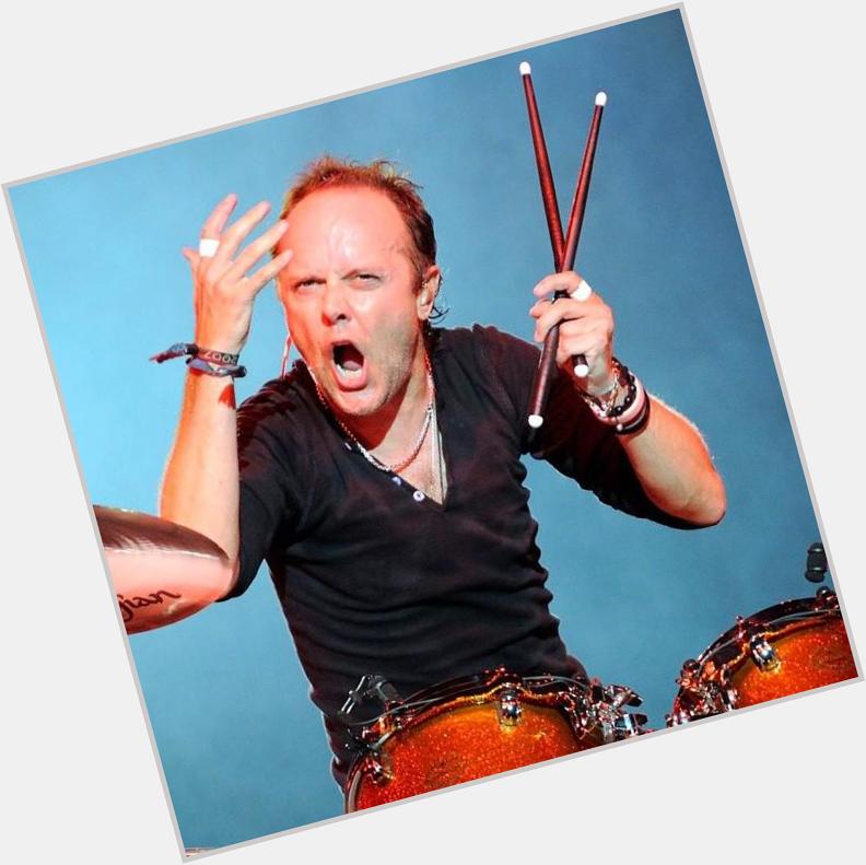 Happy 51st birthday to one of my favorite drummers and biggest inspiration Lars Ulrich! 