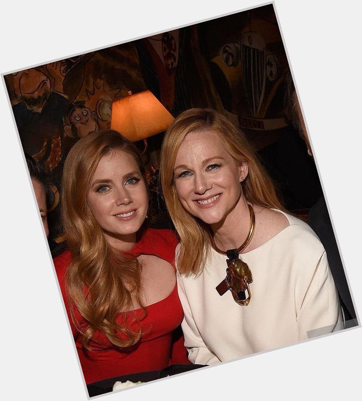 Happy Birthday to Laura Linney. Here she is with Amy Adams. They starred together in Nocturnal Animals. 