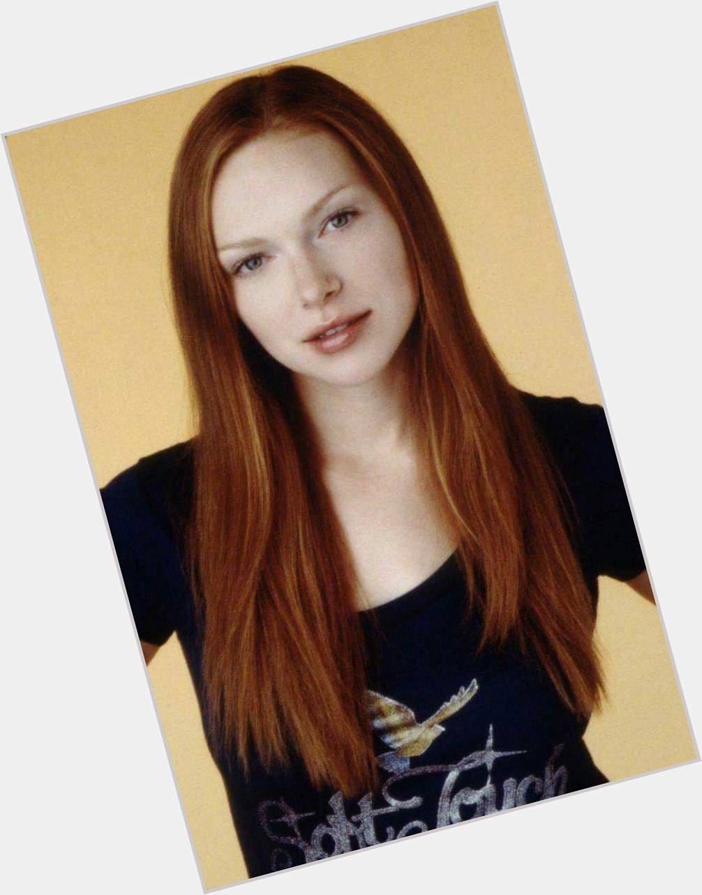 Wishing a happy 37th birthday today to Laura Prepon! 